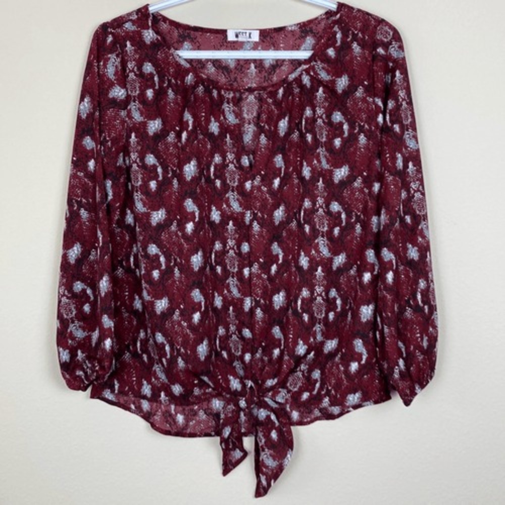 West K Womens Burgundy Snakeskin Print Tie Front Blouse XS TU39467-A4